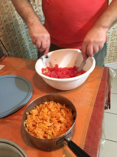 Preparing the grapefruit peel and pulp